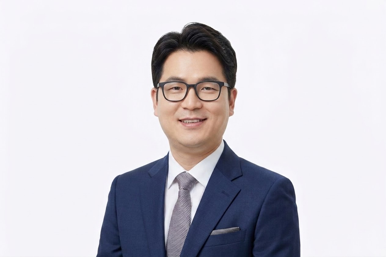 문준하 — Product Manager · Developer